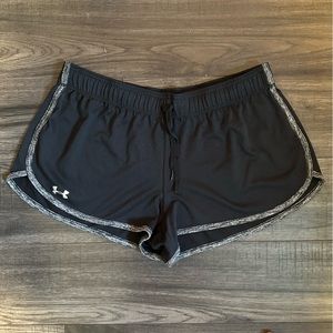 Black Under Armour shorts